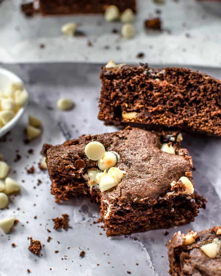 White Chocolate Chip Brownies Super Fudgy! Chopnotch